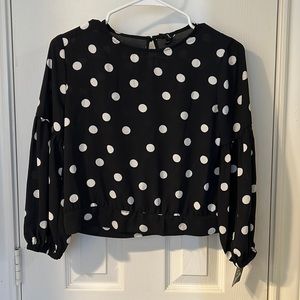 Art class shirt, size L, color black and white